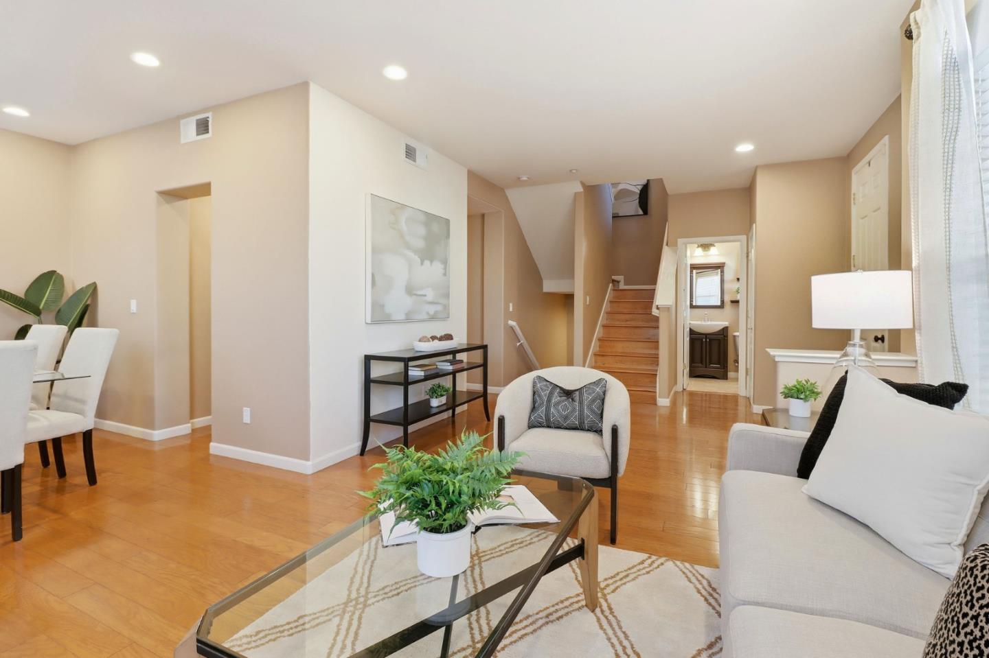 Photo #3: ML82031357 Listing: Photo #3