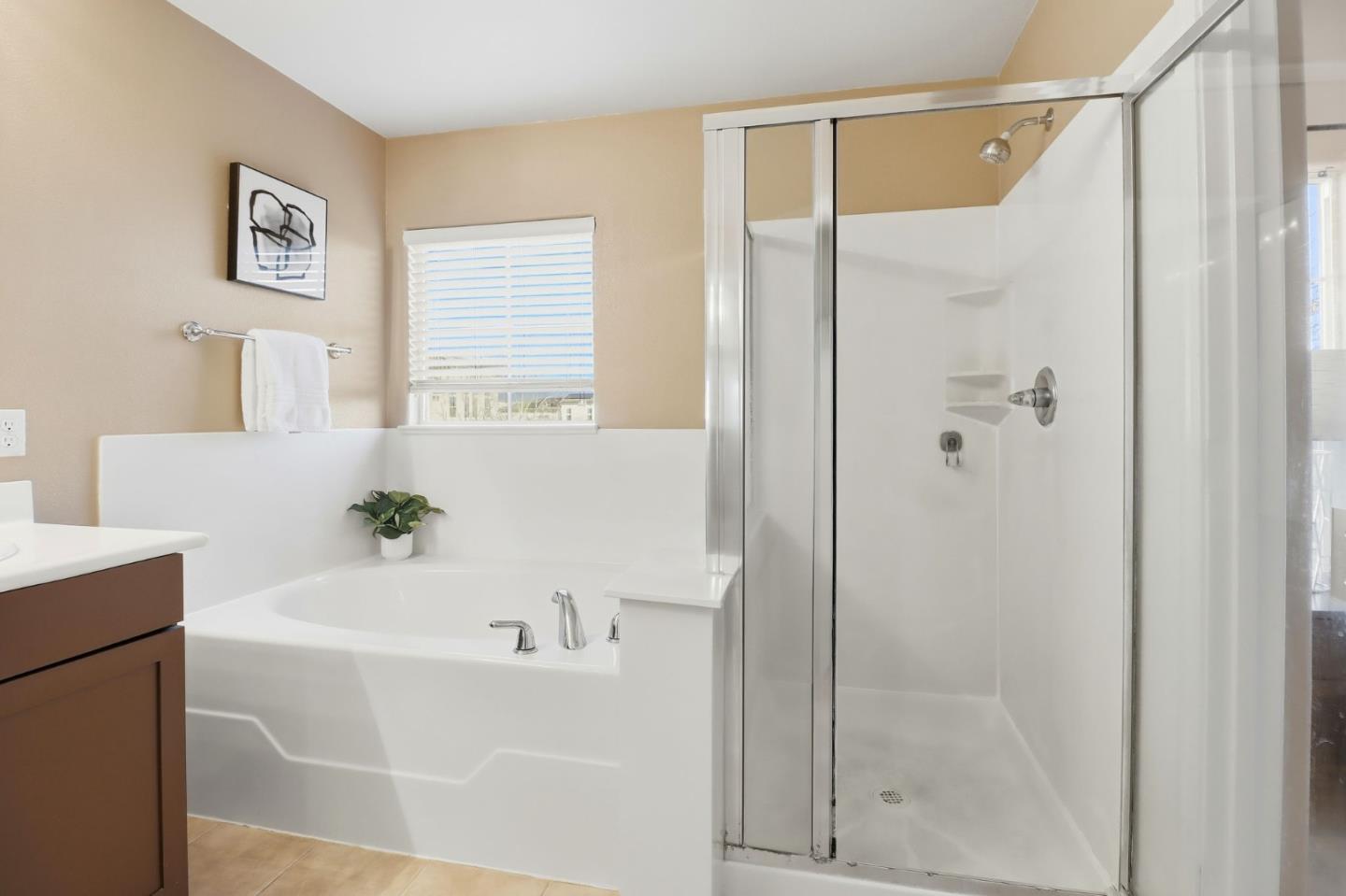 Photo #32: ML82031357 Listing: Photo #32