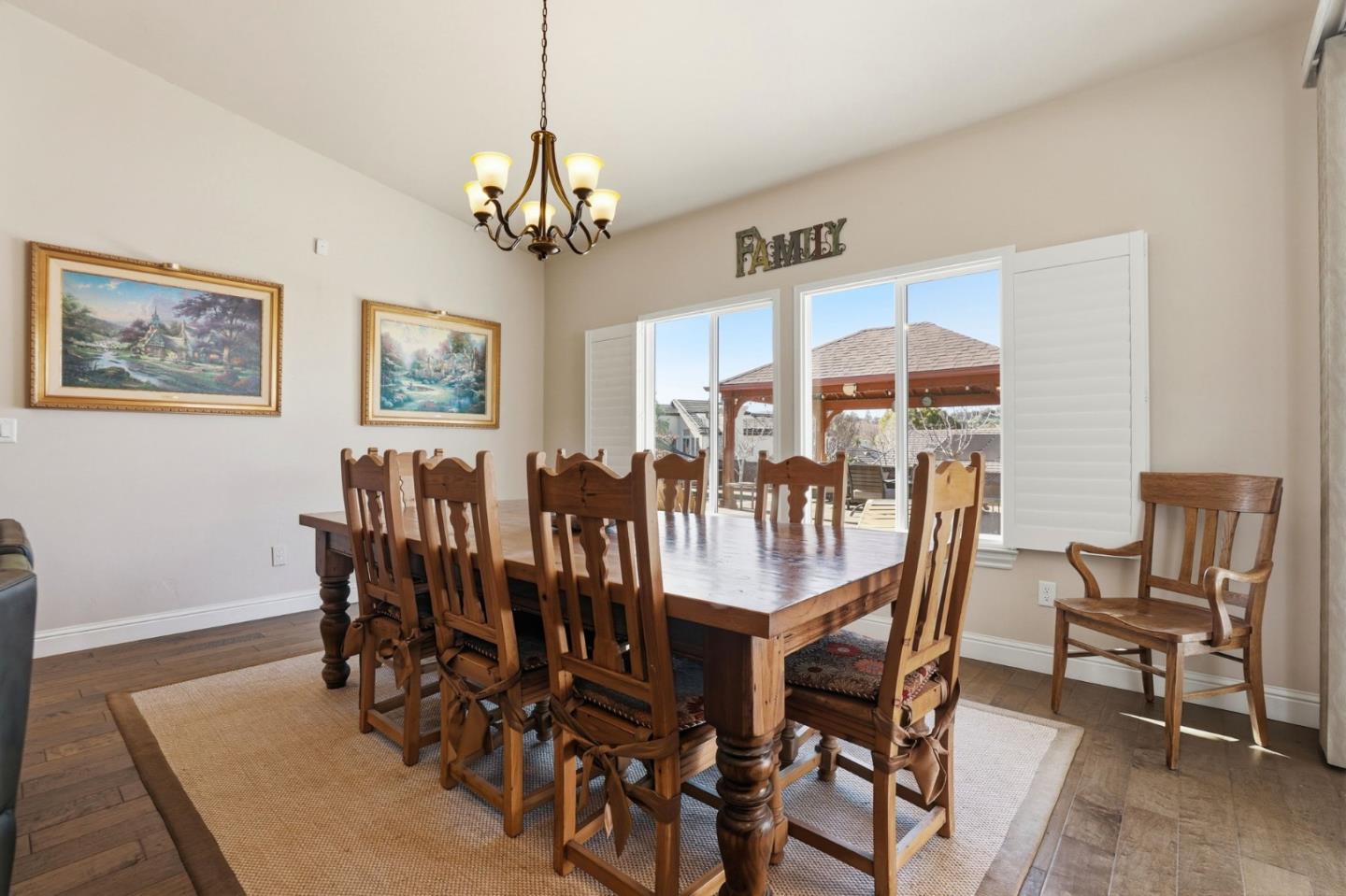 Detail Gallery Image 15 of 41 For 30 Tyler Ct, Hollister,  CA 95023 - 4 Beds | 3 Baths