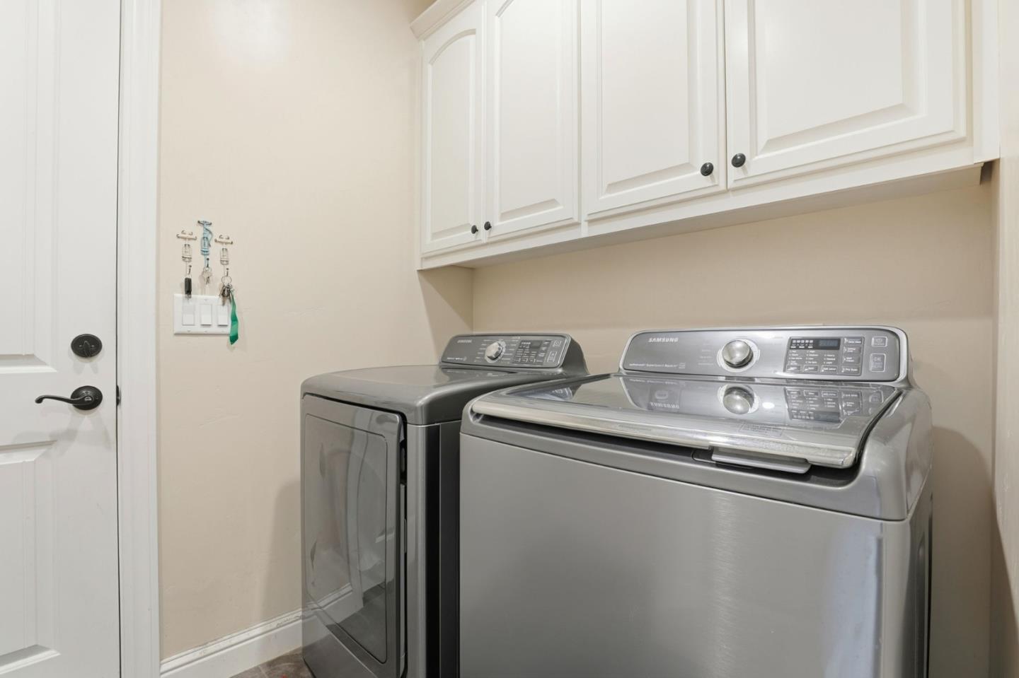 Detail Gallery Image 32 of 41 For 30 Tyler Ct, Hollister,  CA 95023 - 4 Beds | 3 Baths