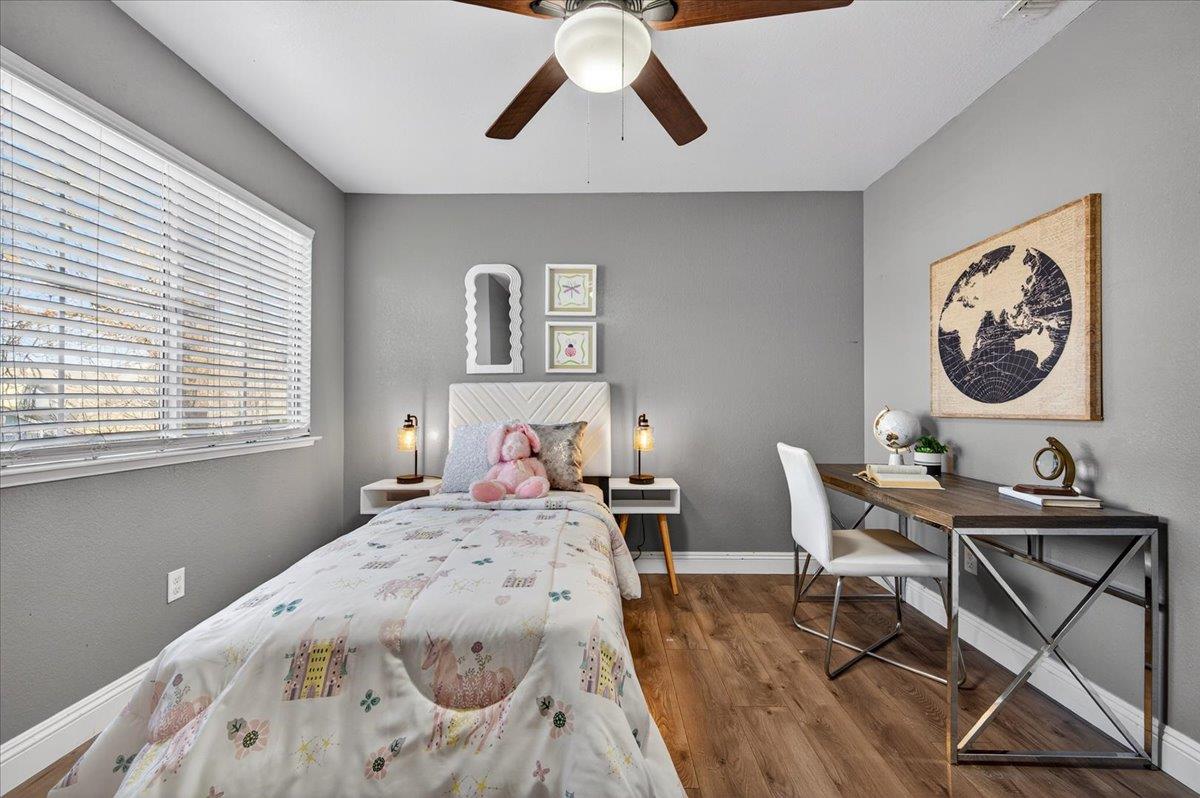 Detail Gallery Image 11 of 15 For 4639 W Saginaw Way, Fresno,  CA 93722 - 3 Beds | 2/1 Baths