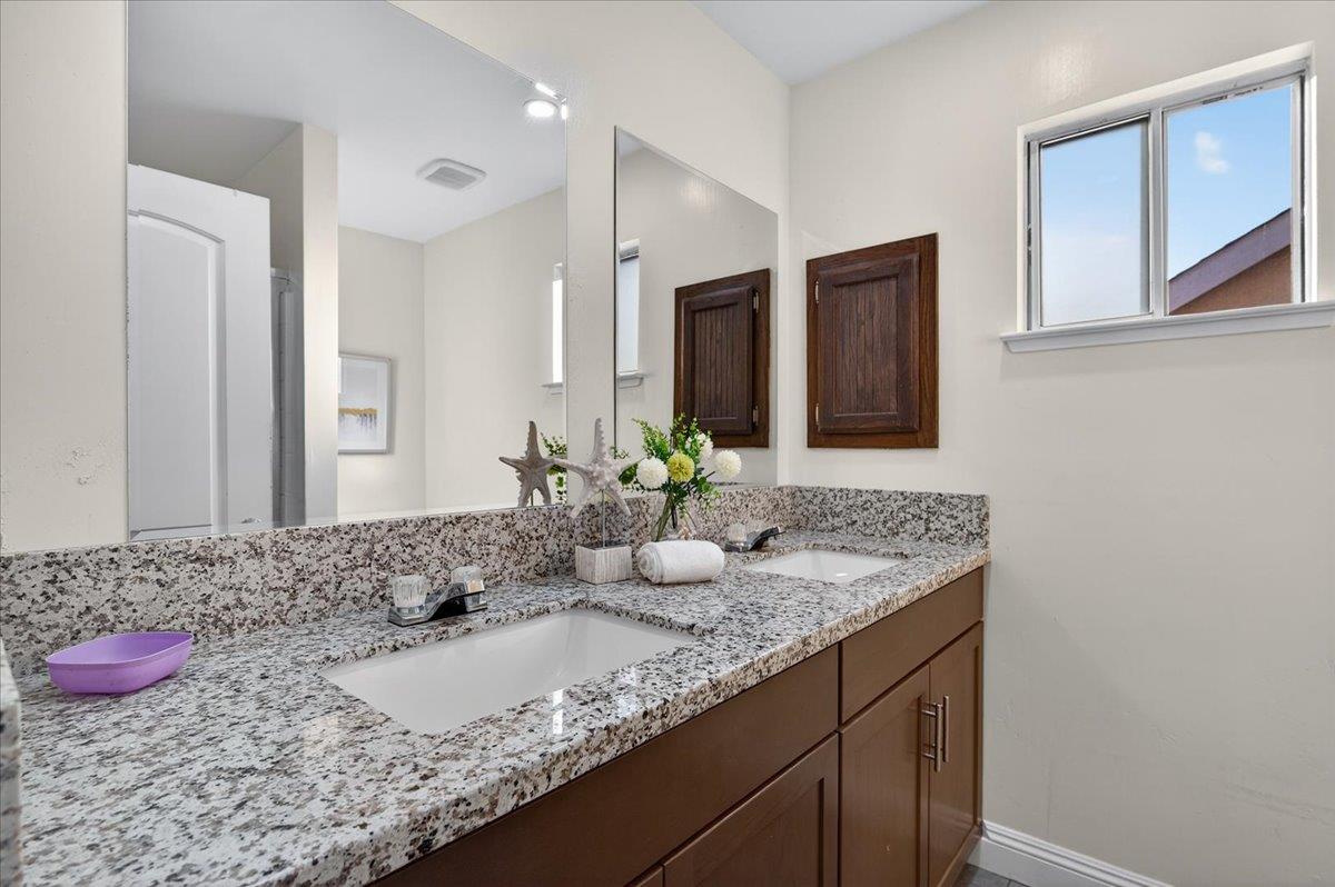 4639 West Saginaw Way, Fresno, CA, 93722