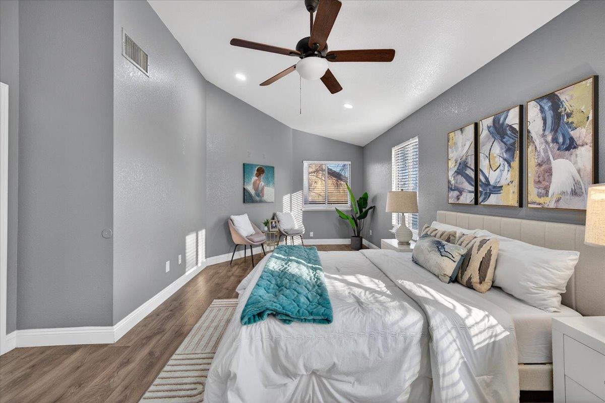 Detail Gallery Image 9 of 15 For 4639 W Saginaw Way, Fresno,  CA 93722 - 3 Beds | 2/1 Baths