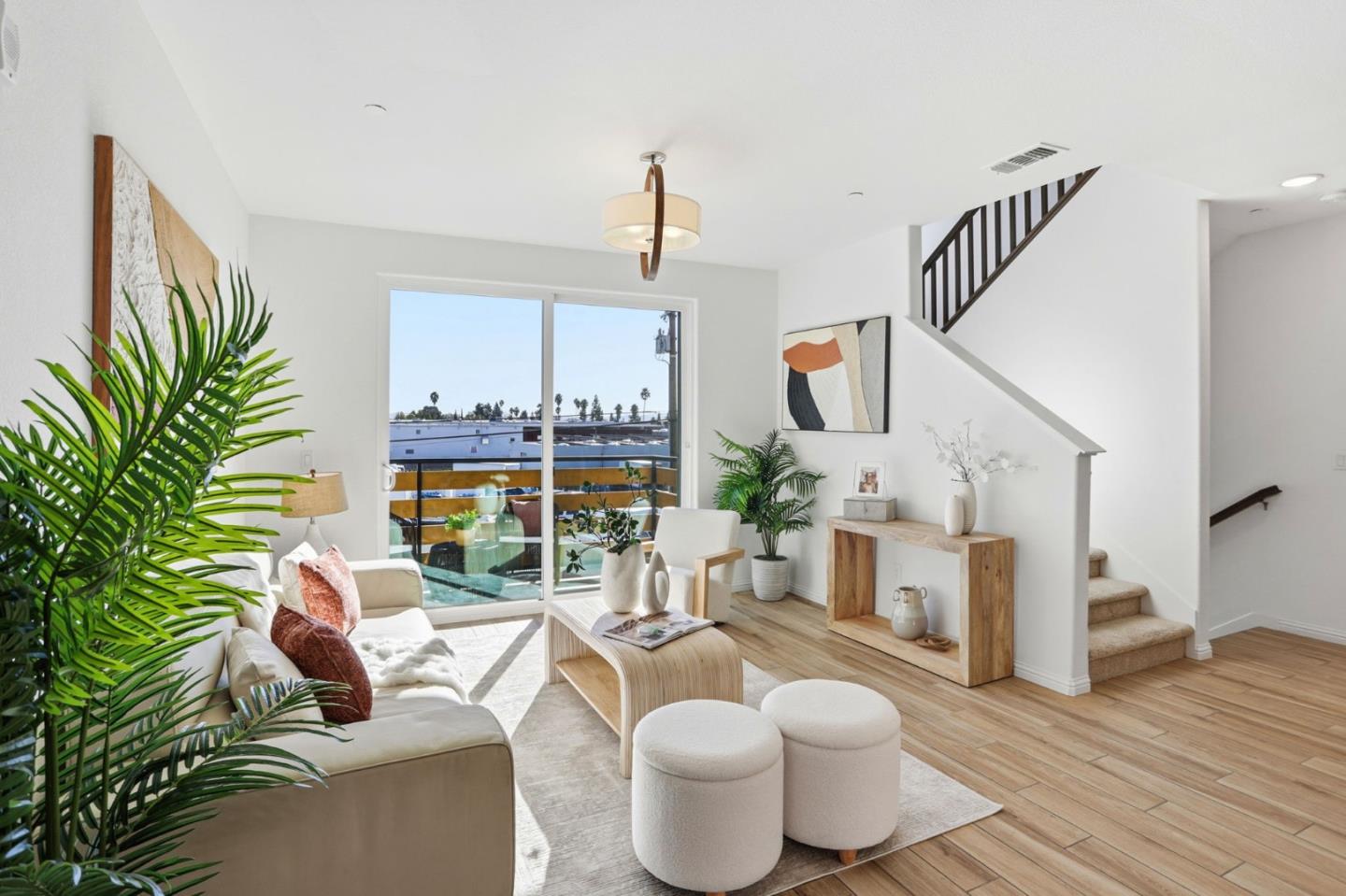 Detail Gallery Image 4 of 31 For 1927 Dobbin Dr, San Jose,  CA 95133 - 3 Beds | 3 Baths