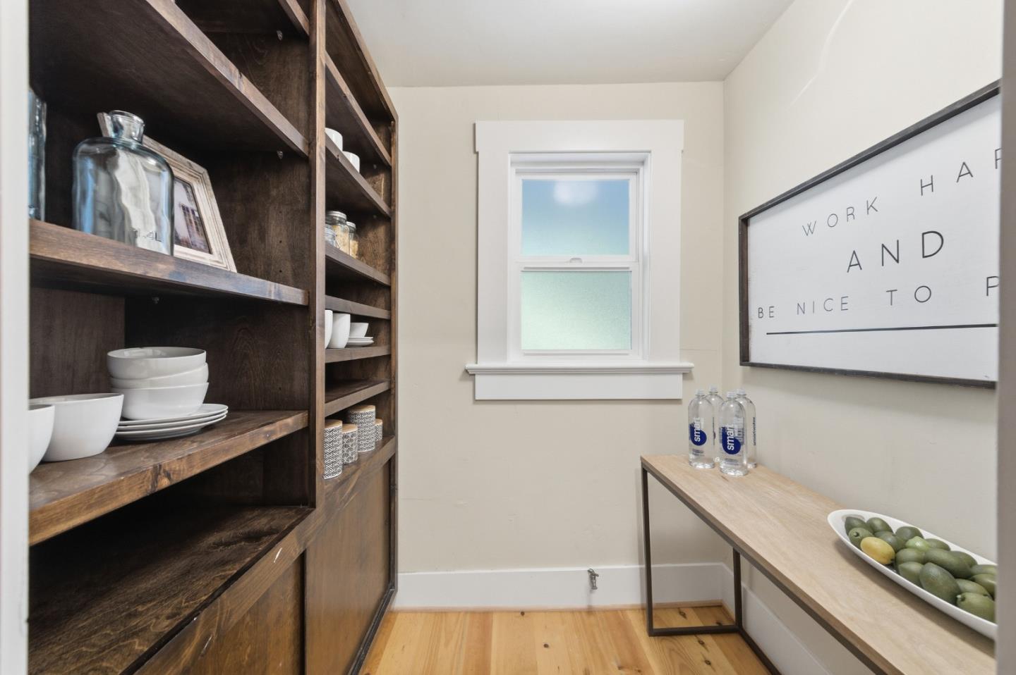 Detail Gallery Image 19 of 90 For 1353 Edgewood Rd, Redwood City,  CA 94062 - 6 Beds | 6/1 Baths