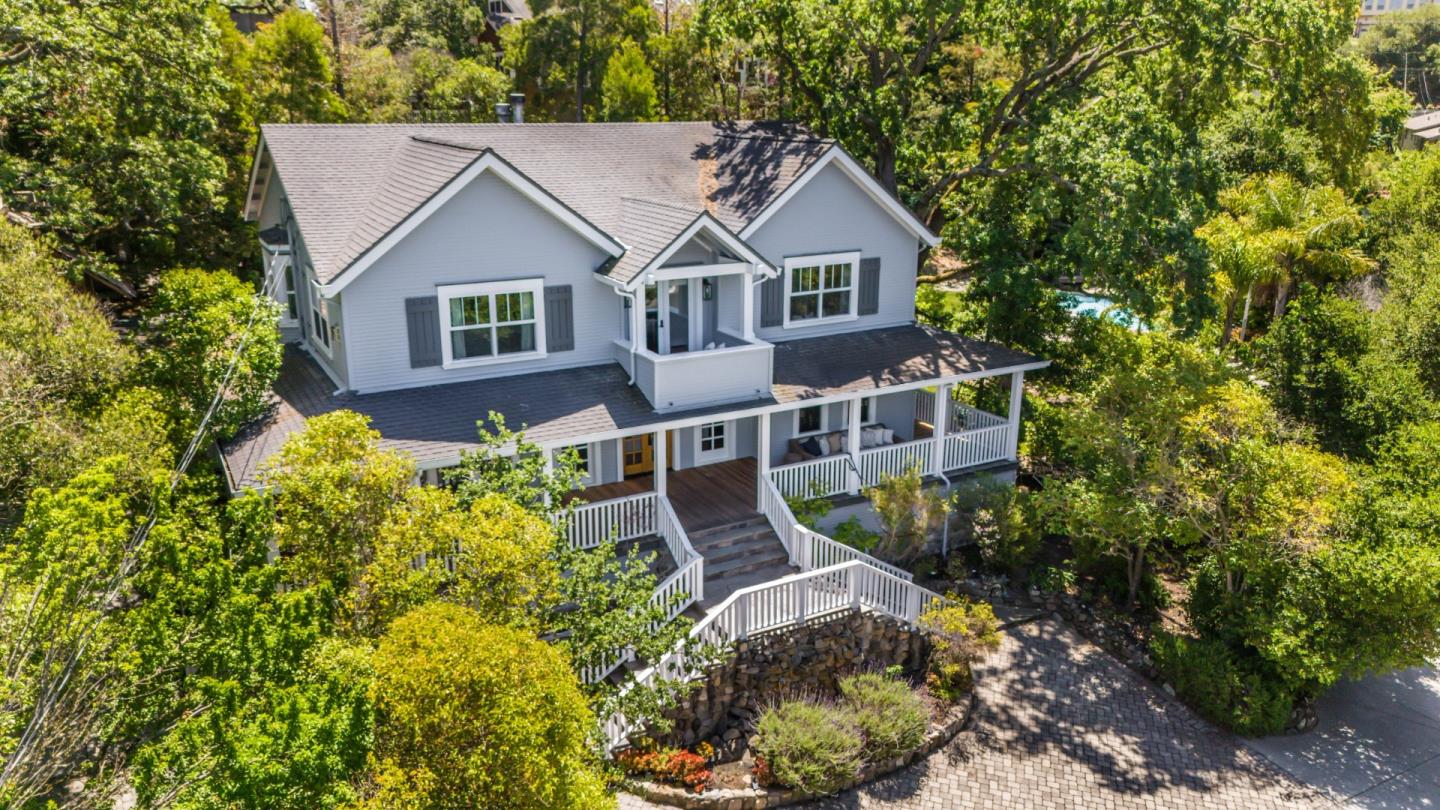 Detail Gallery Image 2 of 90 For 1353 Edgewood Rd, Redwood City,  CA 94062 - 6 Beds | 6/1 Baths