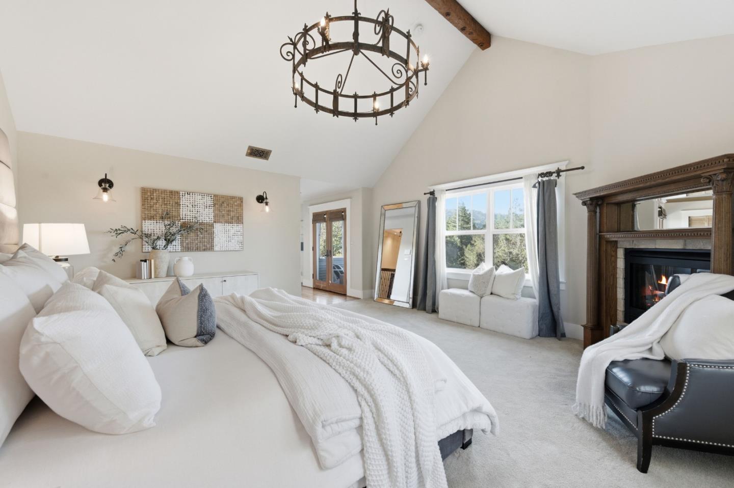 Detail Gallery Image 26 of 90 For 1353 Edgewood Rd, Redwood City,  CA 94062 - 6 Beds | 6/1 Baths