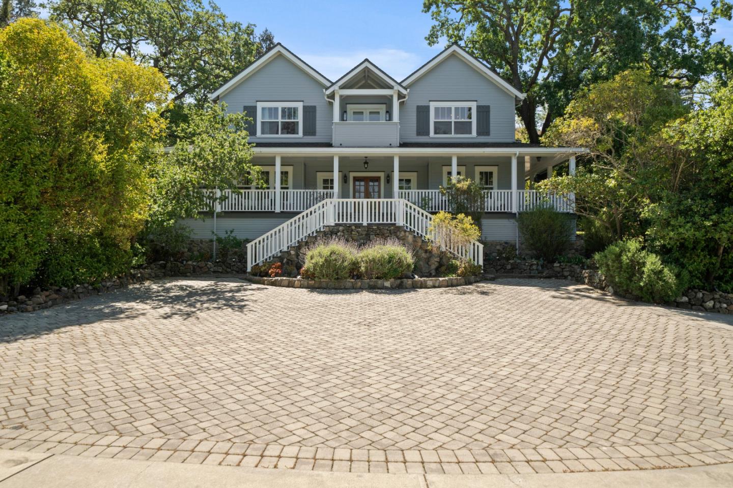 Detail Gallery Image 5 of 90 For 1353 Edgewood Rd, Redwood City,  CA 94062 - 6 Beds | 6/1 Baths