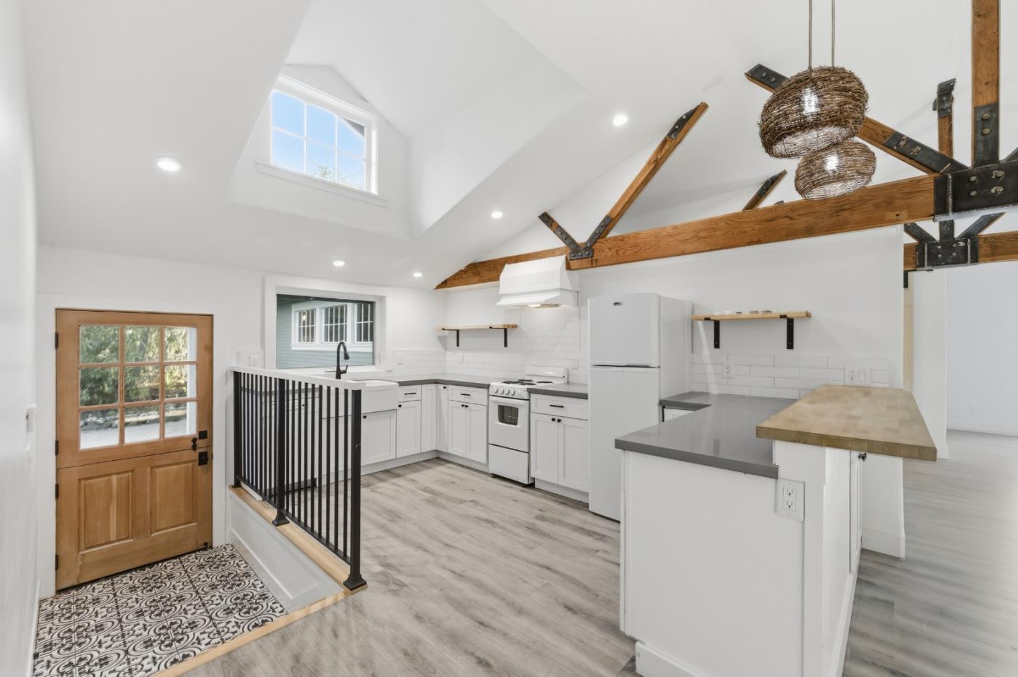 Detail Gallery Image 56 of 90 For 1353 Edgewood Rd, Redwood City,  CA 94062 - 6 Beds | 6/1 Baths