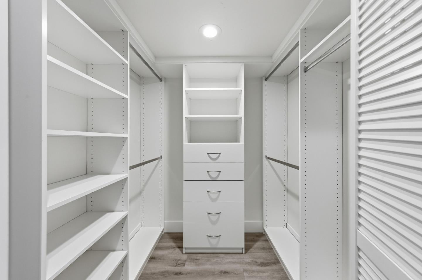 Detail Gallery Image 65 of 90 For 1353 Edgewood Rd, Redwood City,  CA 94062 - 6 Beds | 6/1 Baths