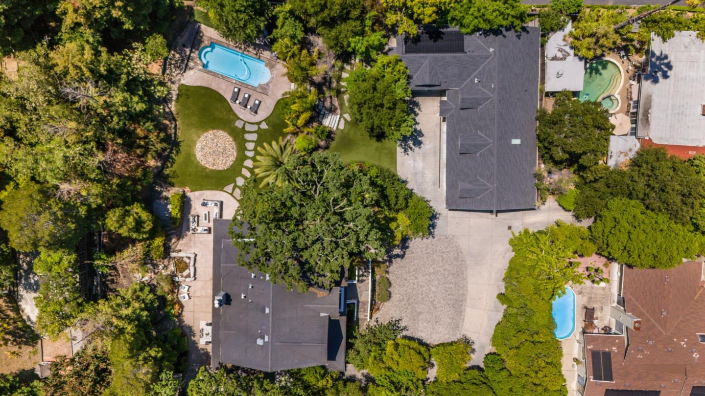 Detail Gallery Image 83 of 90 For 1353 Edgewood Rd, Redwood City,  CA 94062 - 6 Beds | 6/1 Baths