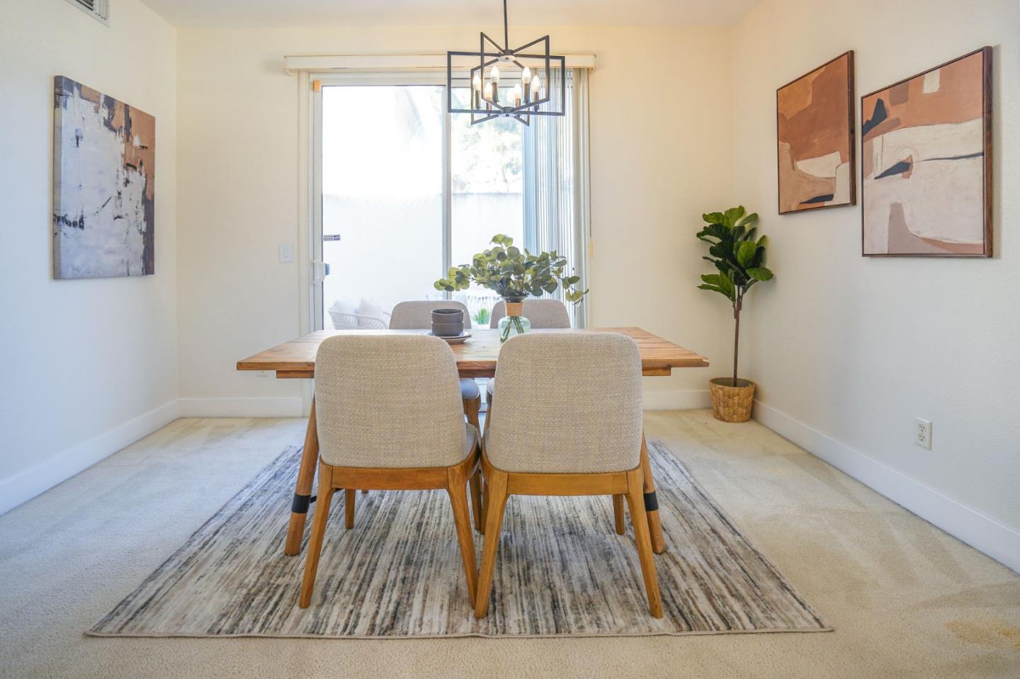 Detail Gallery Image 18 of 41 For 2299 Woodset Dr, San Jose,  CA 95116 - 3 Beds | 2/1 Baths