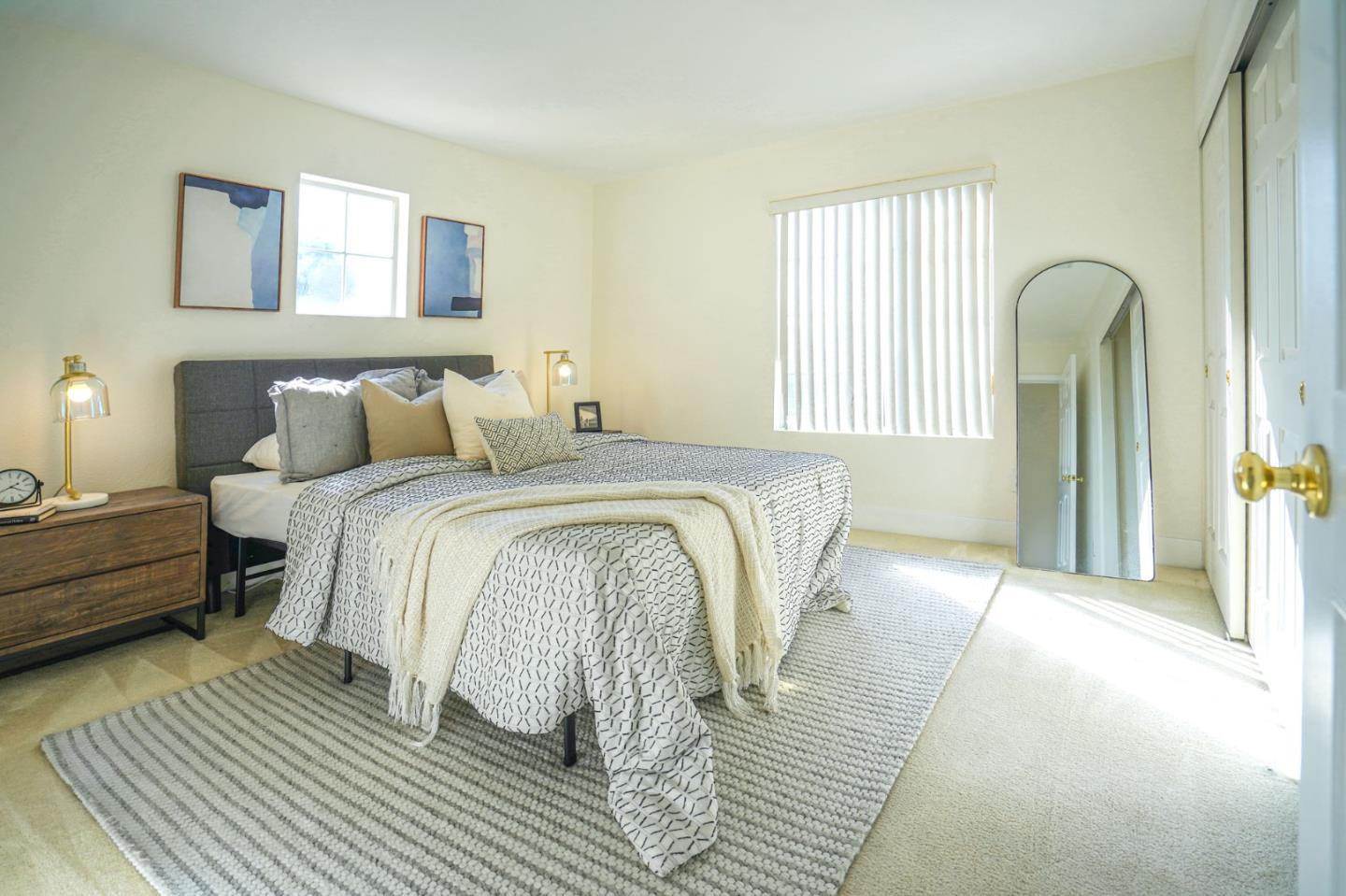 Detail Gallery Image 21 of 41 For 2299 Woodset Dr, San Jose,  CA 95116 - 3 Beds | 2/1 Baths