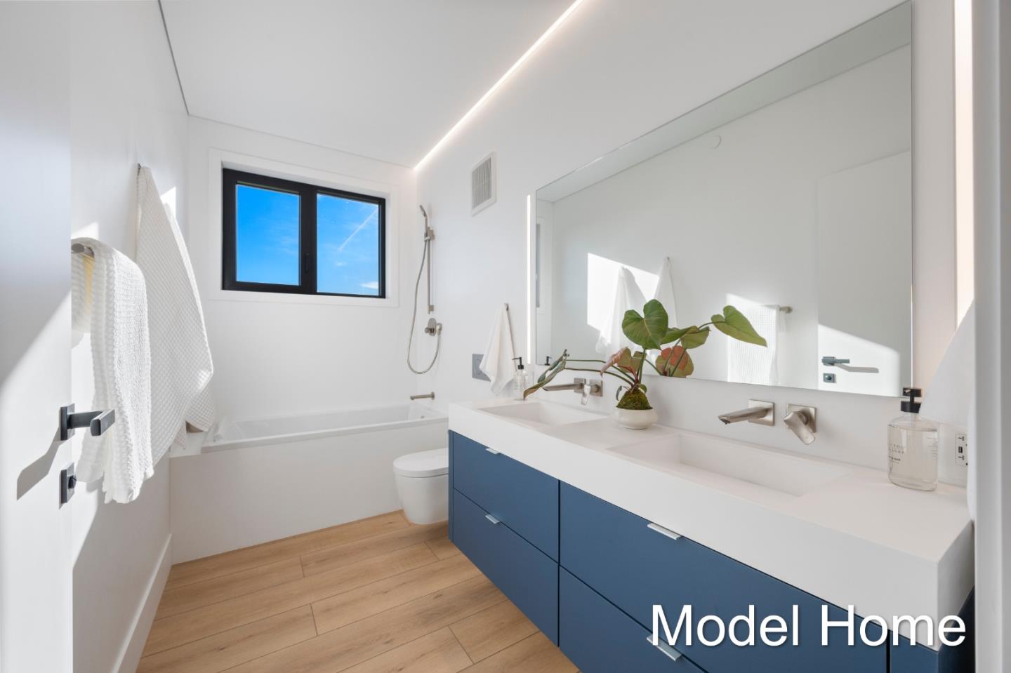 Detail Gallery Image 21 of 25 For 2652 Orinda Dr, San Jose,  CA 95121 - 5 Beds | 3/1 Baths