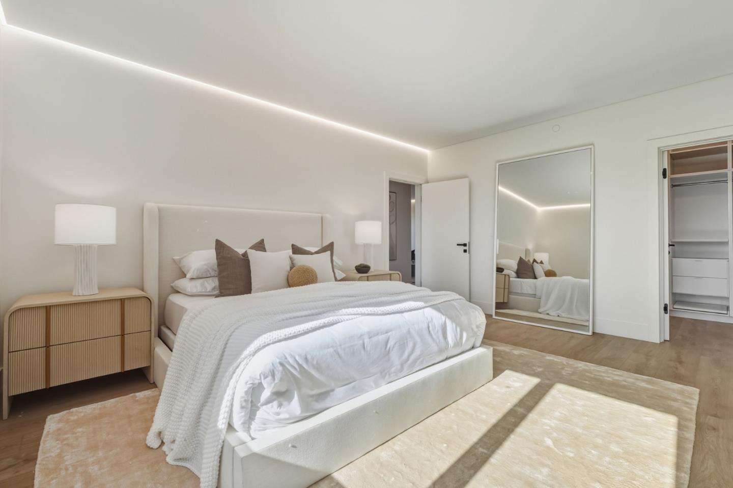 Detail Gallery Image 26 of 55 For 2652 Orinda Dr, San Jose,  CA 95121 - 5 Beds | 3/1 Baths