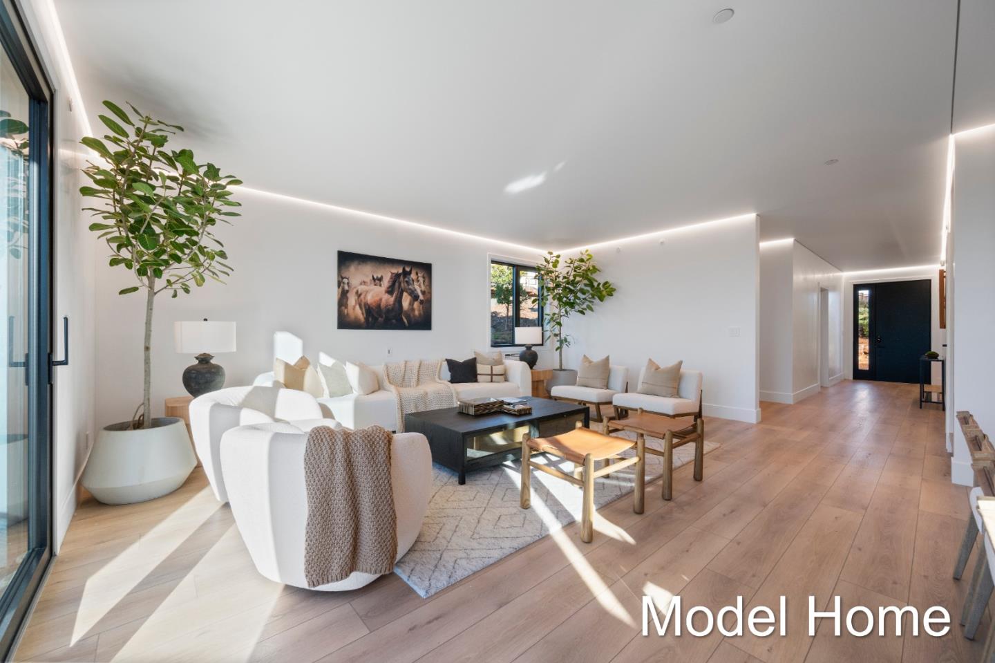 Detail Gallery Image 3 of 25 For 2652 Orinda Dr, San Jose,  CA 95121 - 5 Beds | 3/1 Baths