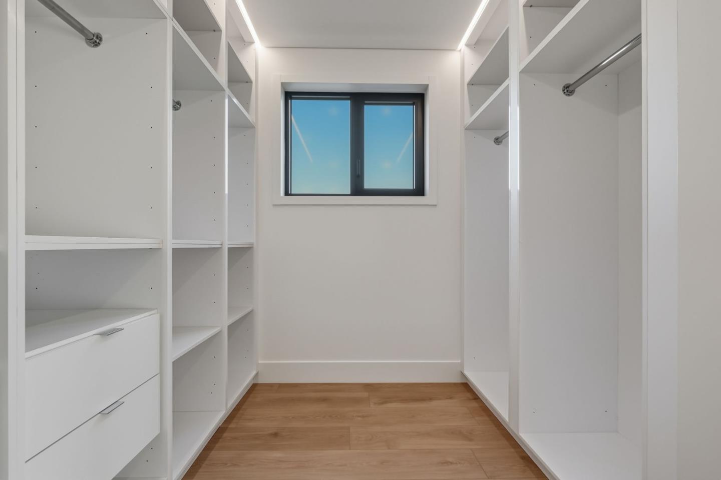 Detail Gallery Image 30 of 55 For 2652 Orinda Dr, San Jose,  CA 95121 - 5 Beds | 3/1 Baths