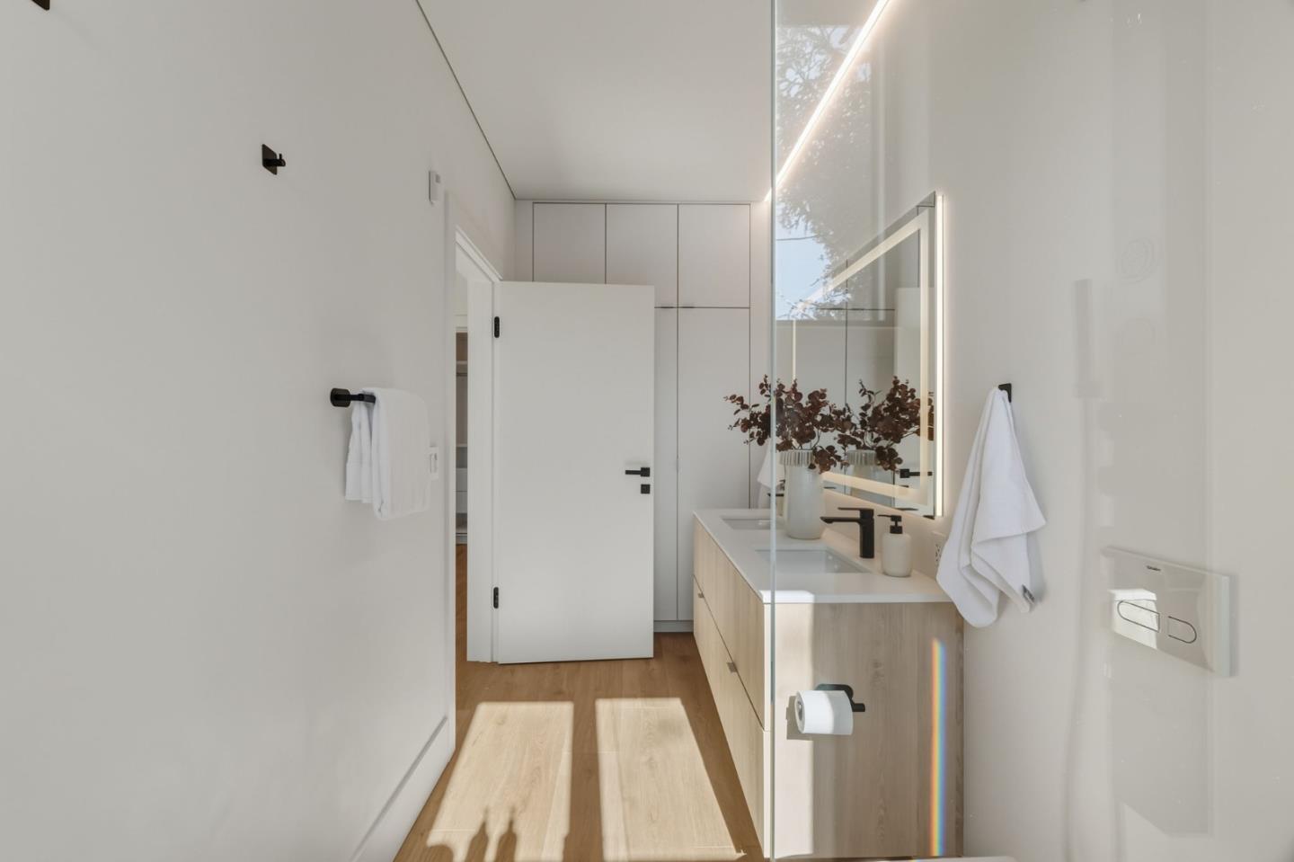 Detail Gallery Image 31 of 55 For 2652 Orinda Dr, San Jose,  CA 95121 - 5 Beds | 3/1 Baths