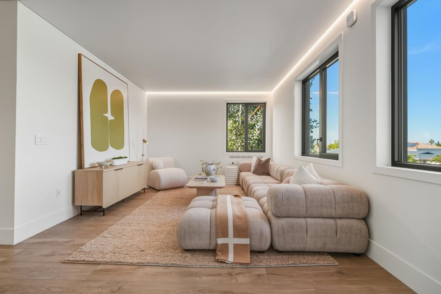 Detail Gallery Image 42 of 55 For 2652 Orinda Dr, San Jose,  CA 95121 - 5 Beds | 3/1 Baths