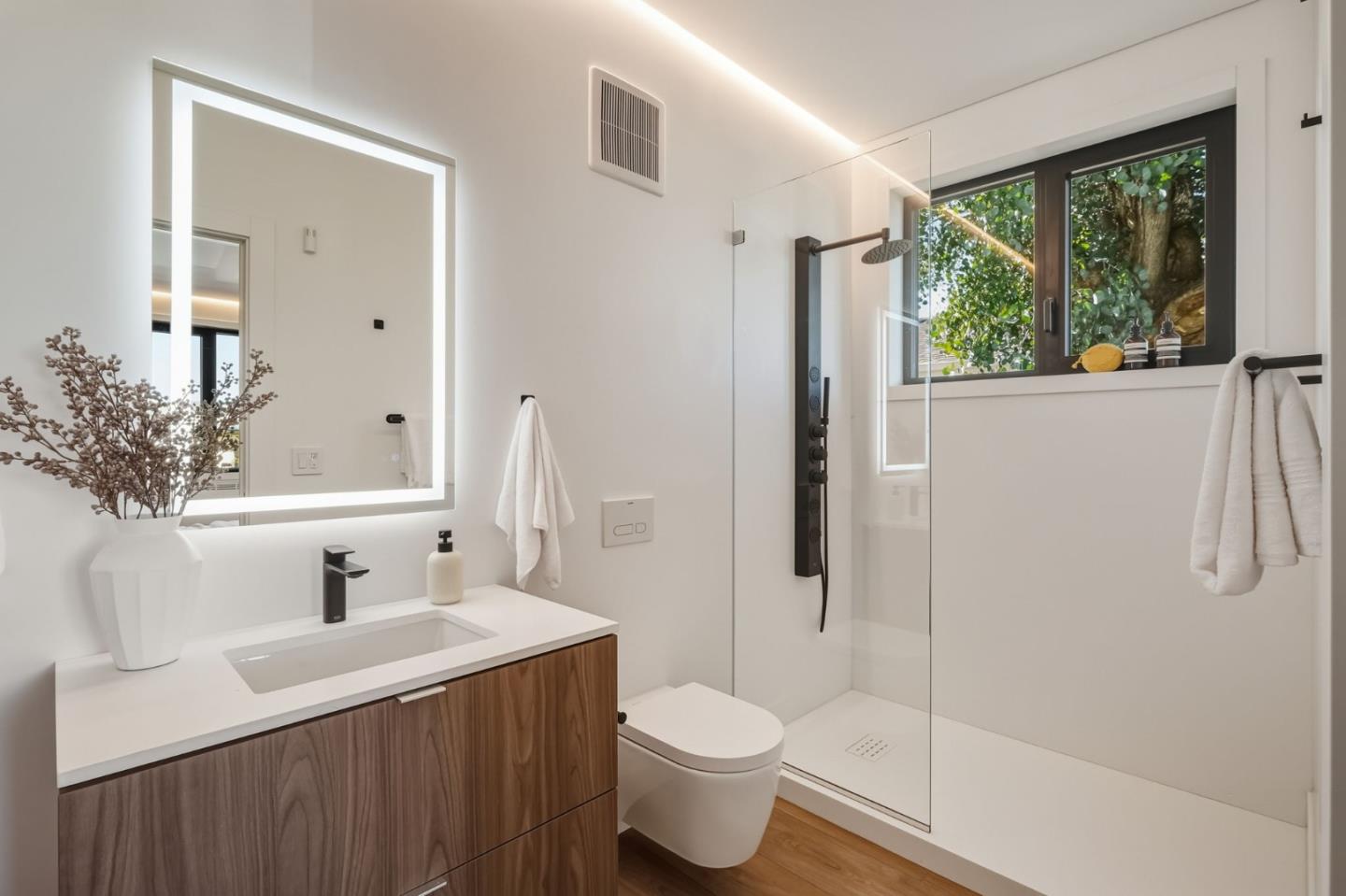 Detail Gallery Image 49 of 55 For 2652 Orinda Dr, San Jose,  CA 95121 - 5 Beds | 3/1 Baths