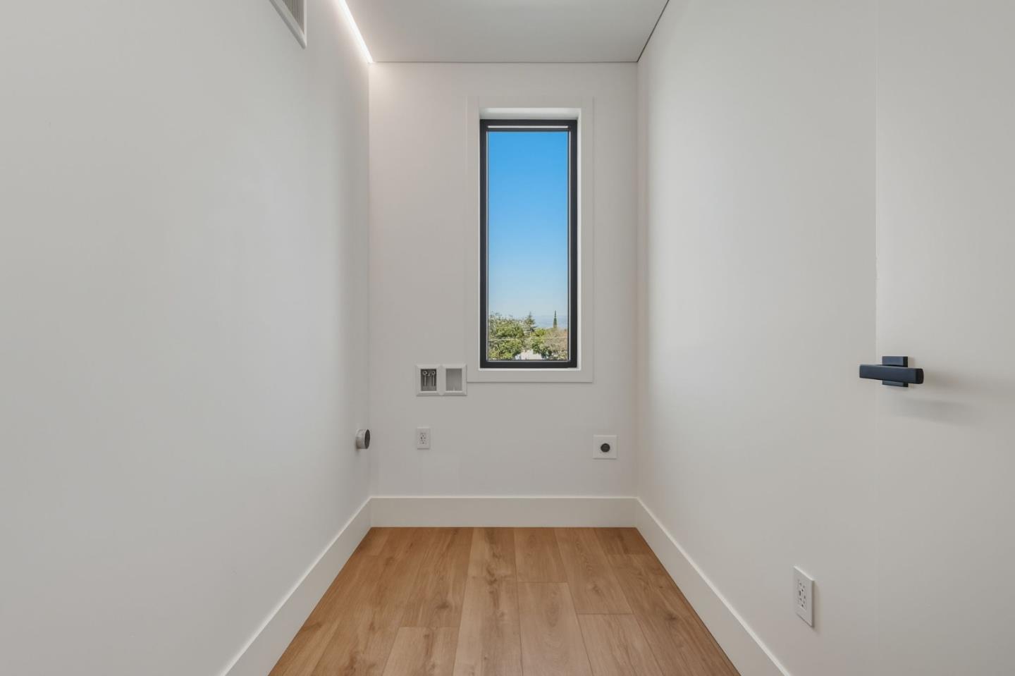 Detail Gallery Image 51 of 55 For 2652 Orinda Dr, San Jose,  CA 95121 - 5 Beds | 3/1 Baths