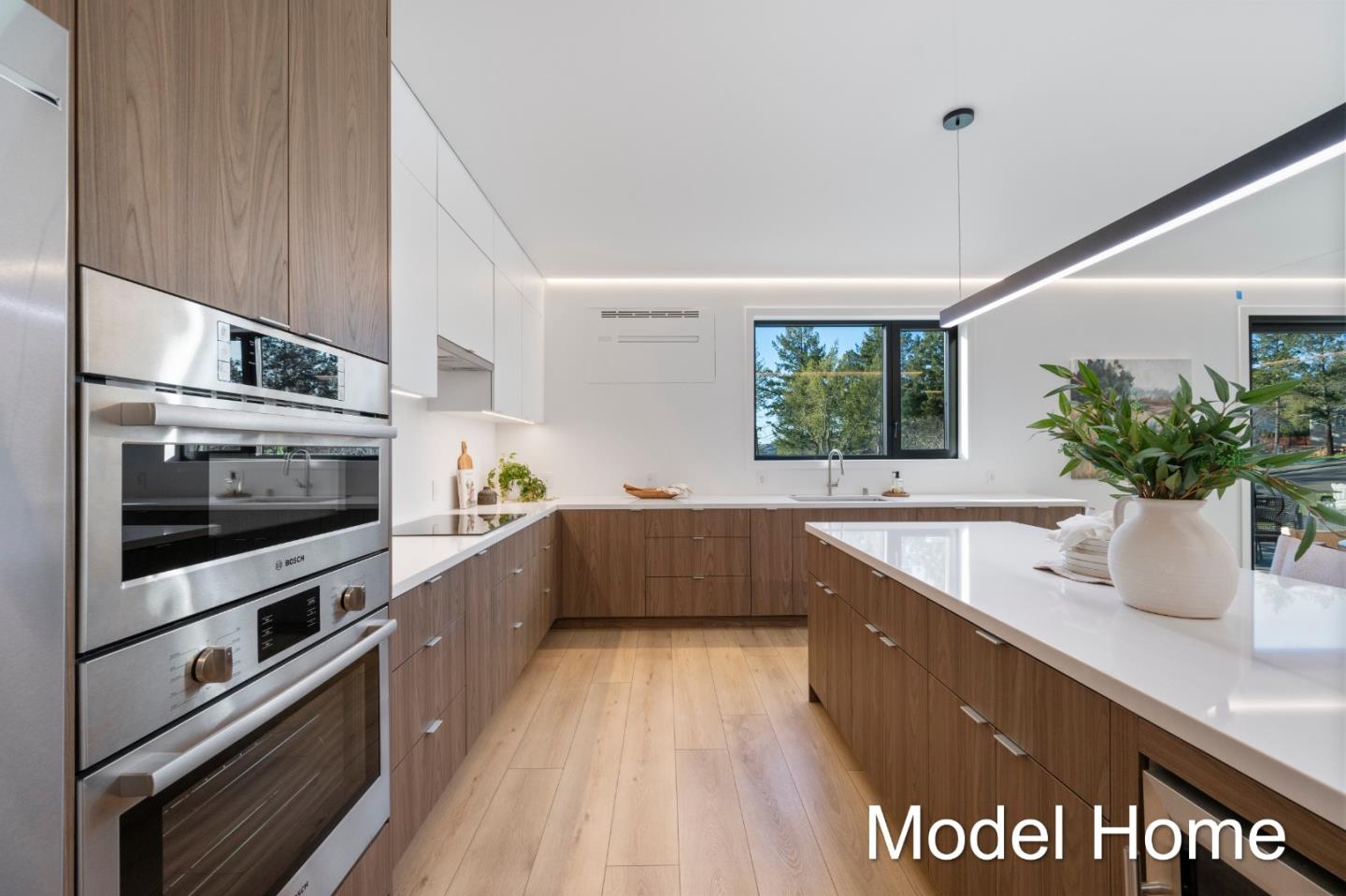 Detail Gallery Image 7 of 25 For 2652 Orinda Dr, San Jose,  CA 95121 - 5 Beds | 3/1 Baths