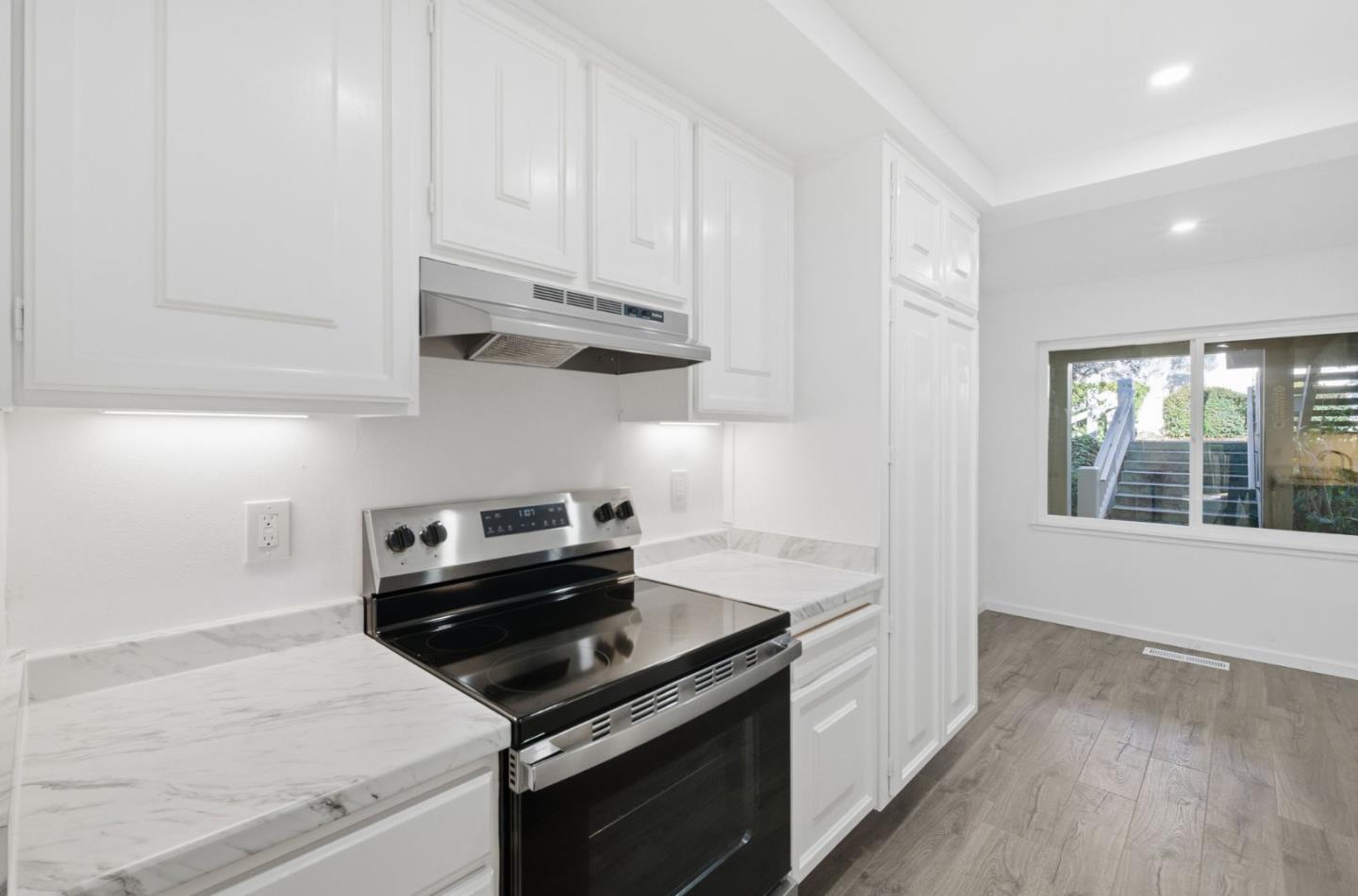 Photo #2: ML82031373 Listing: Photo #2