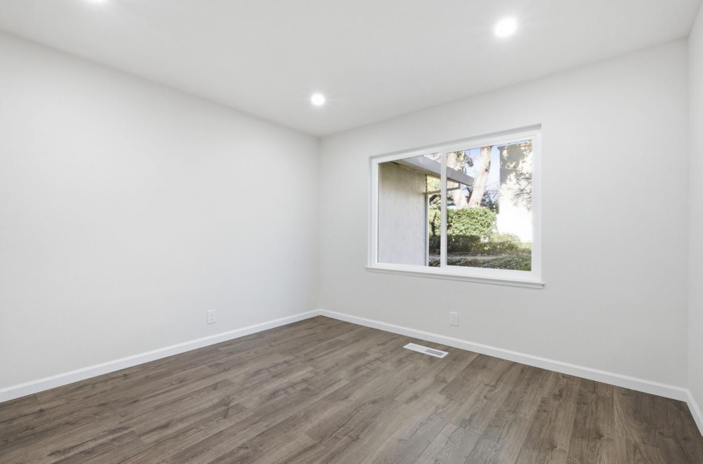 Photo #30: ML82031373 Listing: Photo #30