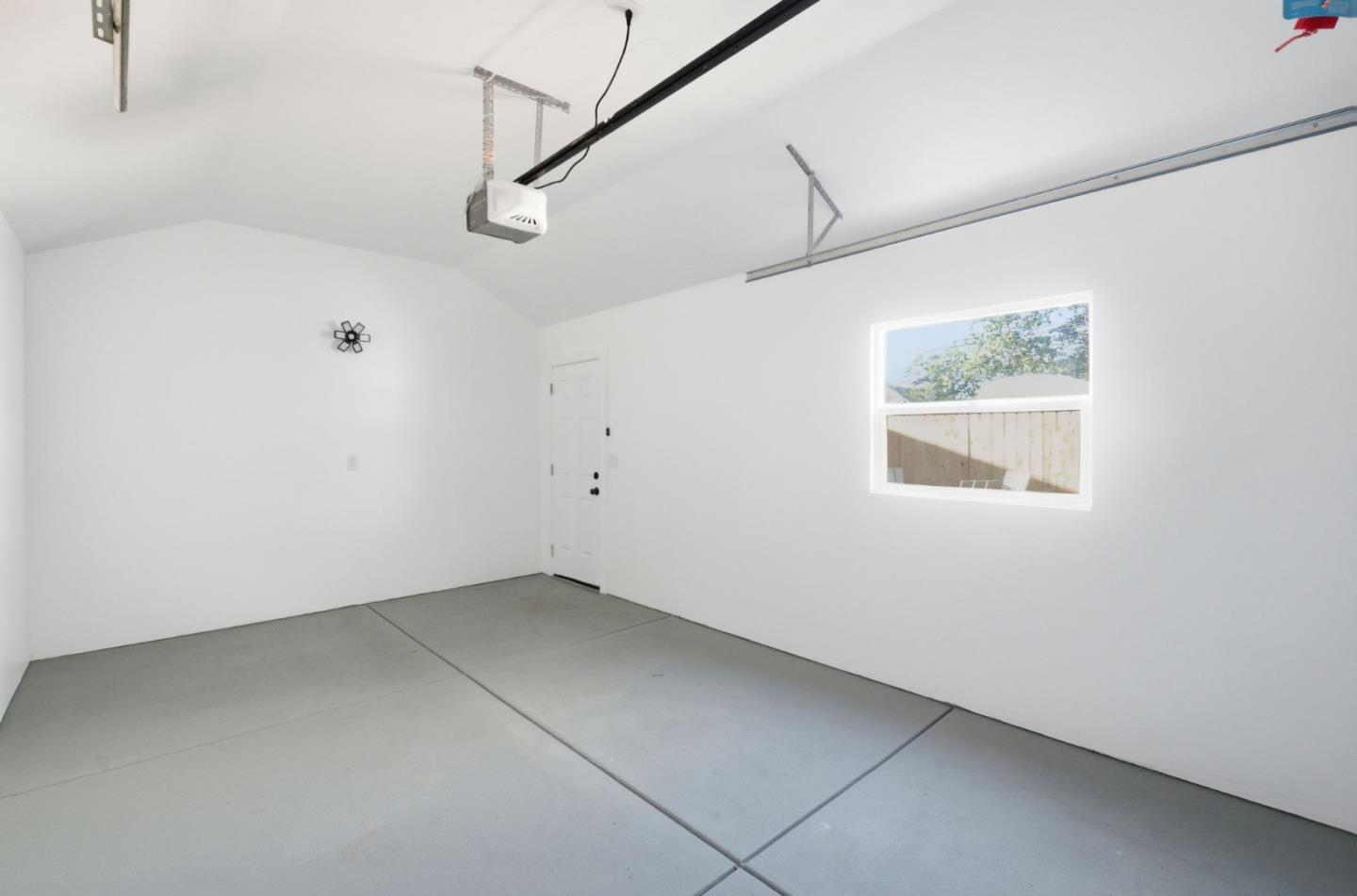 Detail Gallery Image 34 of 58 For 89 N 9th St, San Jose,  CA 95112 - 4 Beds | 2 Baths