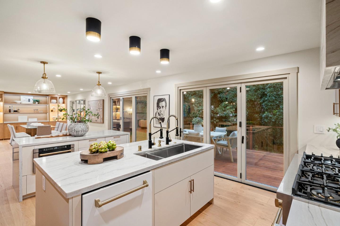 Detail Gallery Image 19 of 76 For 777 Clearfield Dr, Millbrae,  CA 94030 - 4 Beds | 2/1 Baths