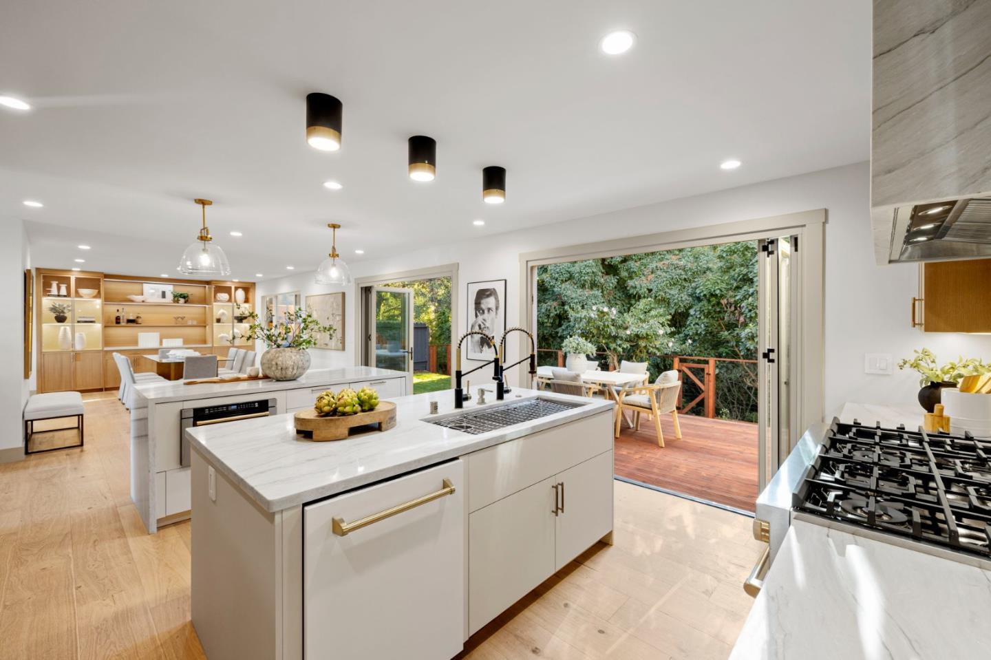 Detail Gallery Image 38 of 76 For 777 Clearfield Dr, Millbrae,  CA 94030 - 4 Beds | 2/1 Baths