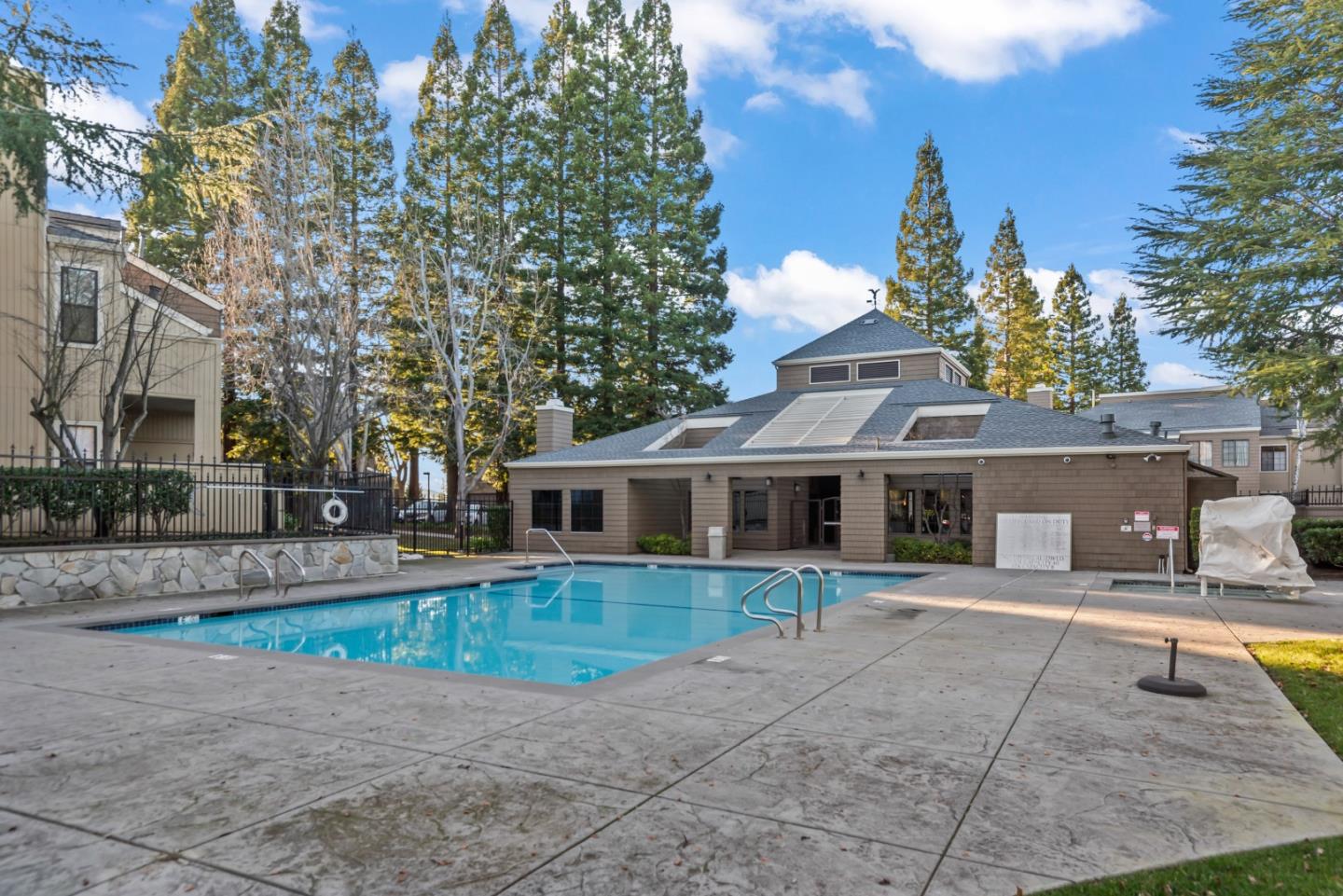 Detail Gallery Image 23 of 30 For 306 S Overlook Dr, San Ramon,  CA 94582 - 1 Beds | 1 Baths