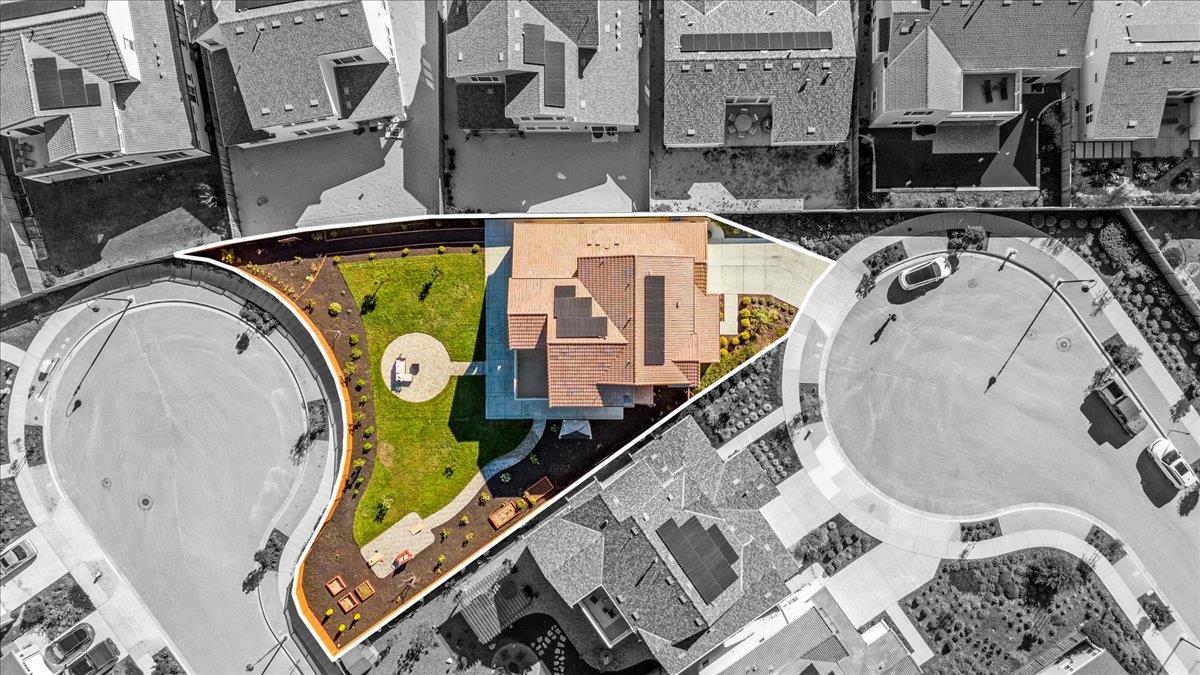 Detail Gallery Image 33 of 35 For 499 Bonte Ct, Marina,  CA 93933 - 5 Beds | 2/1 Baths