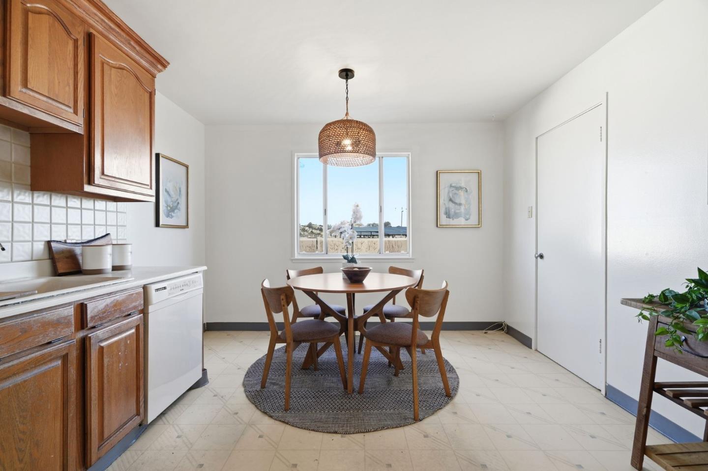 Detail Gallery Image 19 of 46 For 35 Macedonia St, San Francisco,  CA 94110 - 2 Beds | 1 Baths