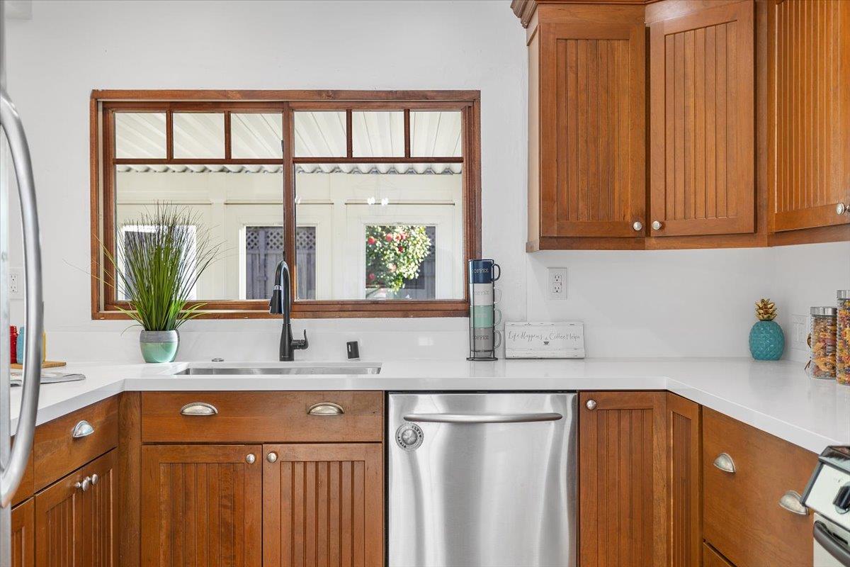 Detail Gallery Image 17 of 47 For 1012 Wilsham Dr, San Jose,  CA 95132 - 4 Beds | 2 Baths