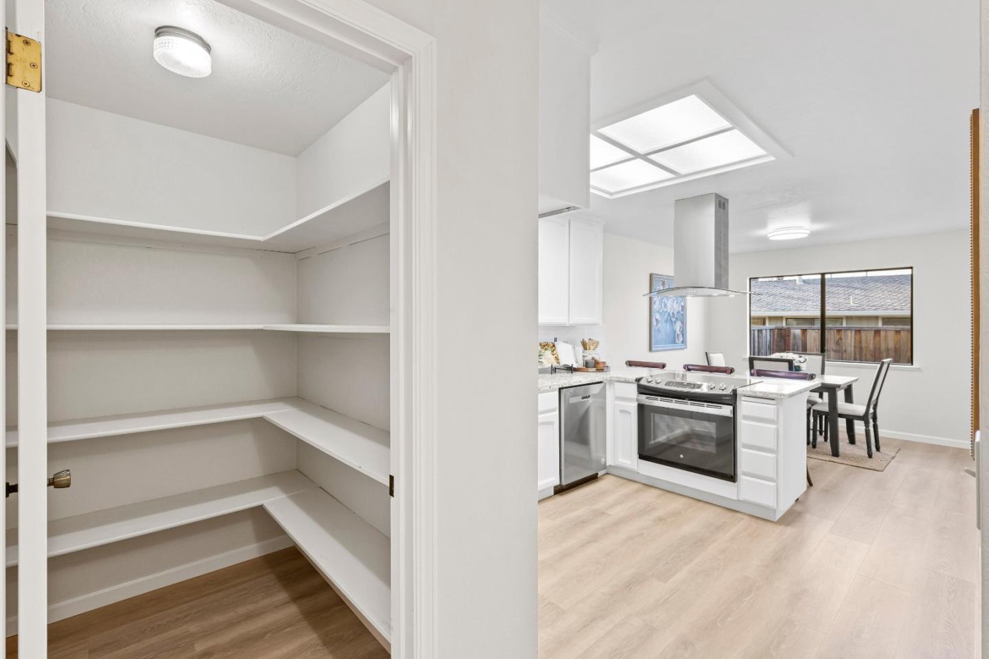 Detail Gallery Image 11 of 41 For 15314 Calle Enrique, Morgan Hill,  CA 95037 - 2 Beds | 2 Baths