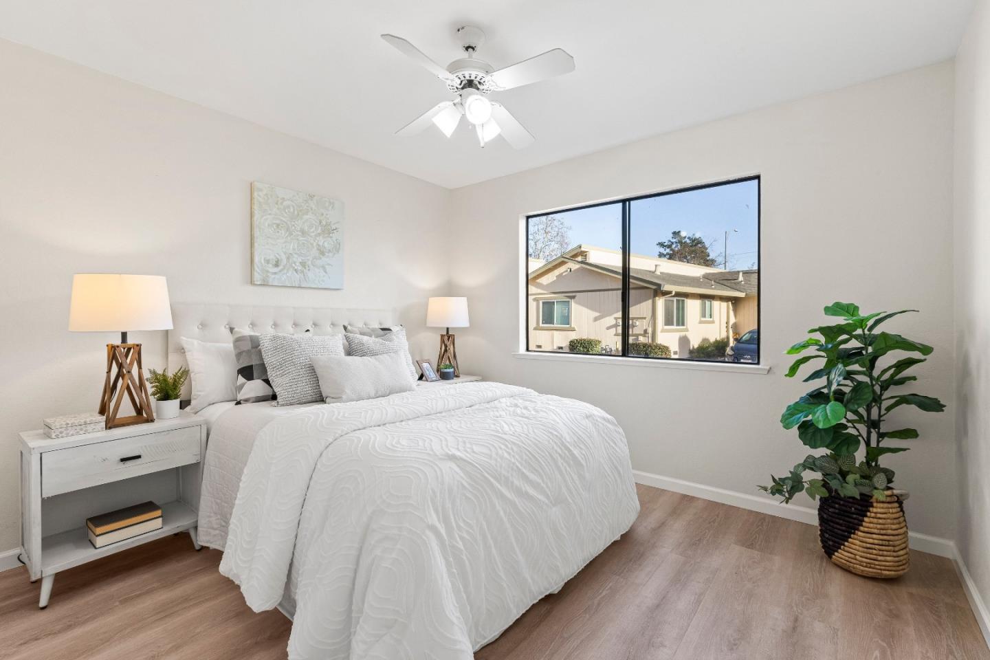 Detail Gallery Image 15 of 41 For 15314 Calle Enrique, Morgan Hill,  CA 95037 - 2 Beds | 2 Baths