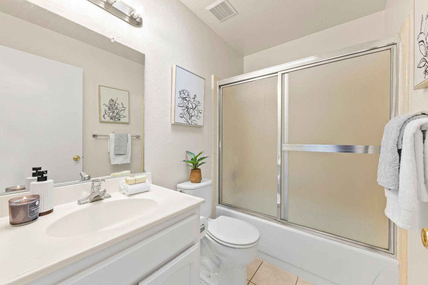 Detail Gallery Image 17 of 41 For 15314 Calle Enrique, Morgan Hill,  CA 95037 - 2 Beds | 2 Baths