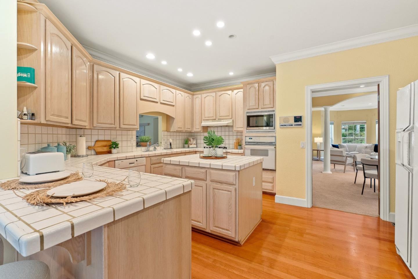 Detail Gallery Image 27 of 70 For 241 Southwood Dr, Scotts Valley,  CA 95066 - 4 Beds | 3/1 Baths