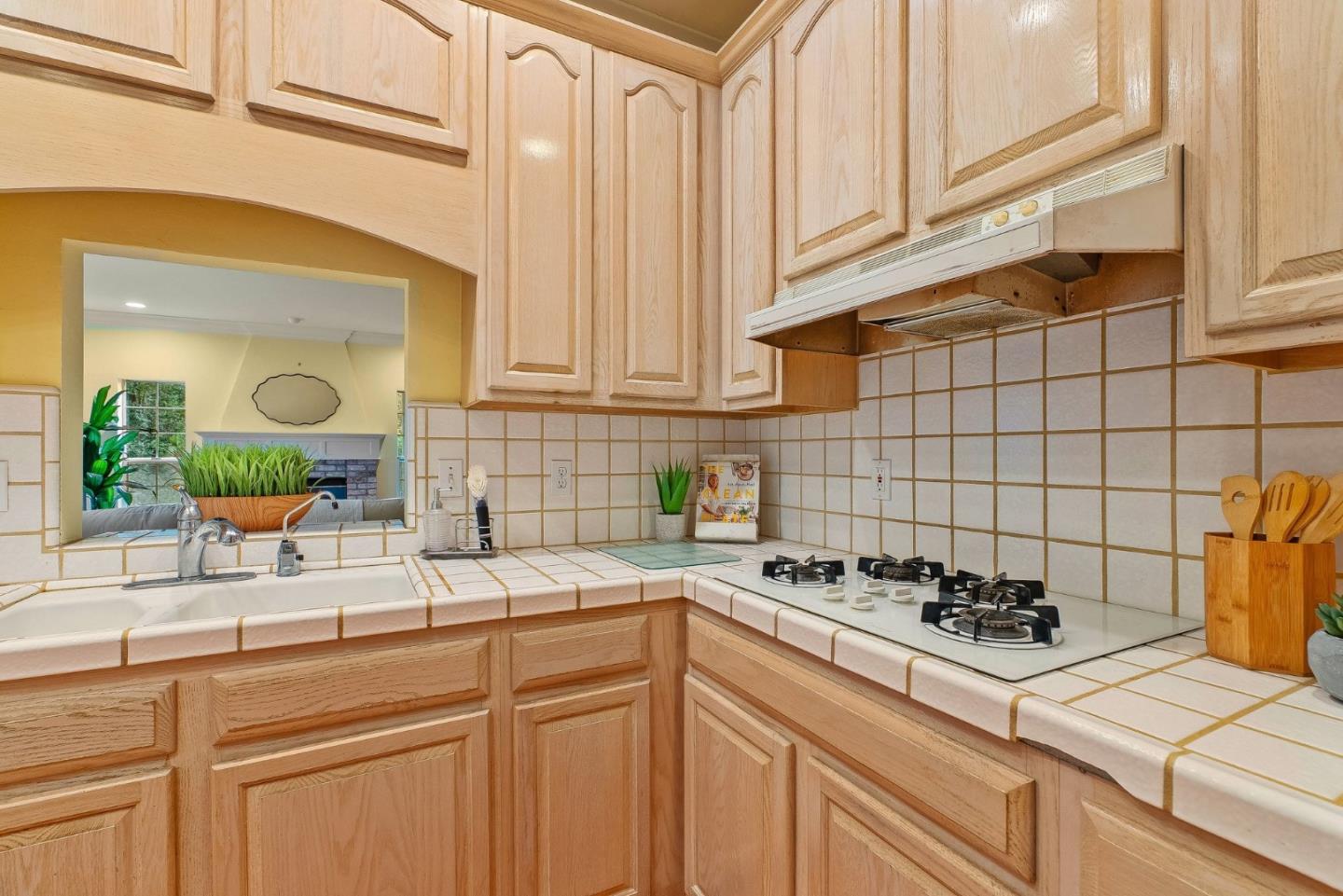 Detail Gallery Image 31 of 70 For 241 Southwood Dr, Scotts Valley,  CA 95066 - 4 Beds | 3/1 Baths