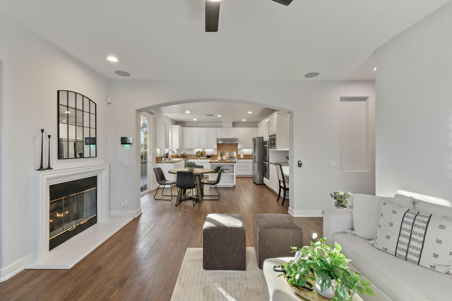 Detail Gallery Image 7 of 30 For 9622 Cooper Pl, Gilroy,  CA 95020 - 5 Beds | 3 Baths