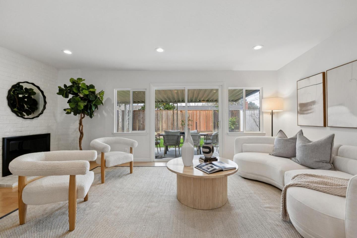 Detail Gallery Image 7 of 18 For 4569 Elmhurst Dr, San Jose,  CA 95129 - 3 Beds | 2 Baths