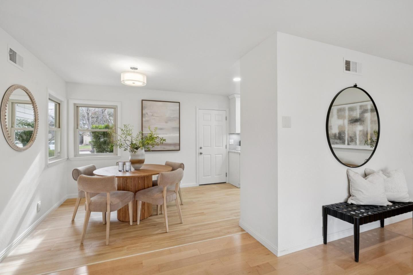 Detail Gallery Image 12 of 18 For 4569 Elmhurst Dr, San Jose,  CA 95129 - 3 Beds | 2 Baths