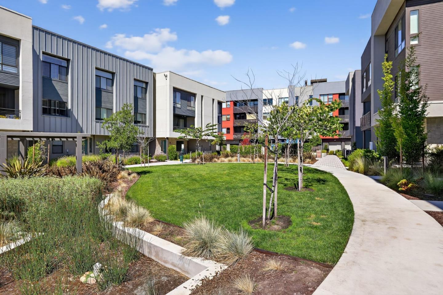 Detail Gallery Image 11 of 53 For 3891 Vanguard Cmn #1004,  Fremont,  CA 94538 - 2 Beds | 2/1 Baths