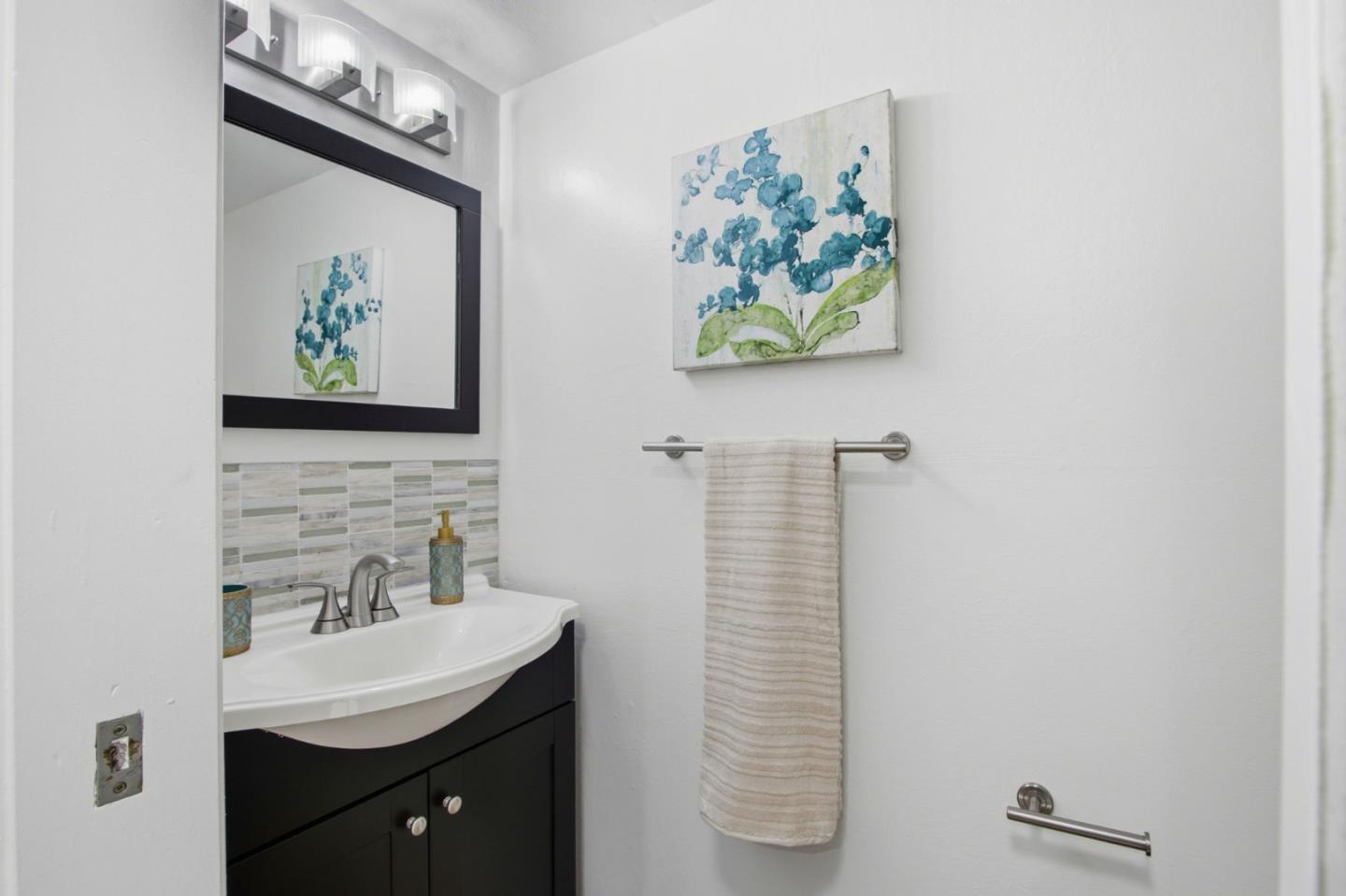 Photo #33: ML82031399 Listing: Photo #33