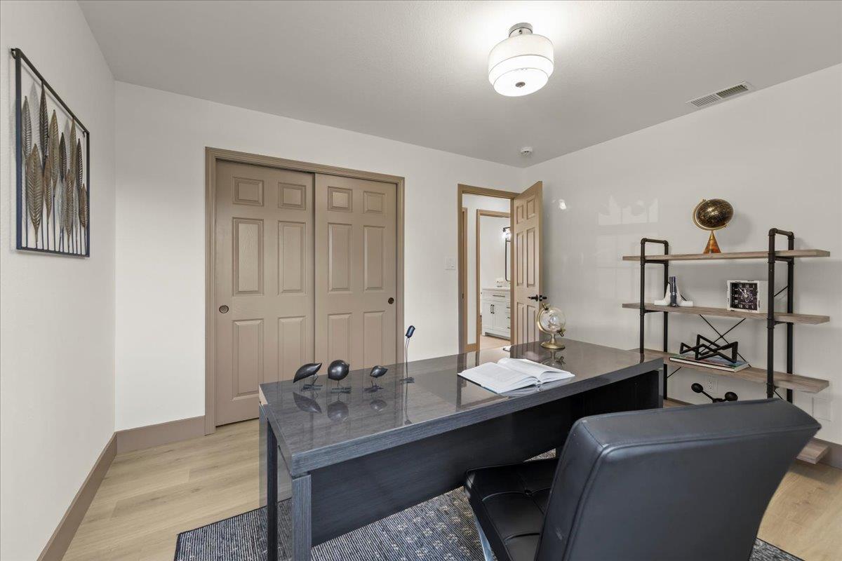 Detail Gallery Image 14 of 29 For 381 Fenley Ave, San Jose,  CA 95117 - 3 Beds | 2 Baths