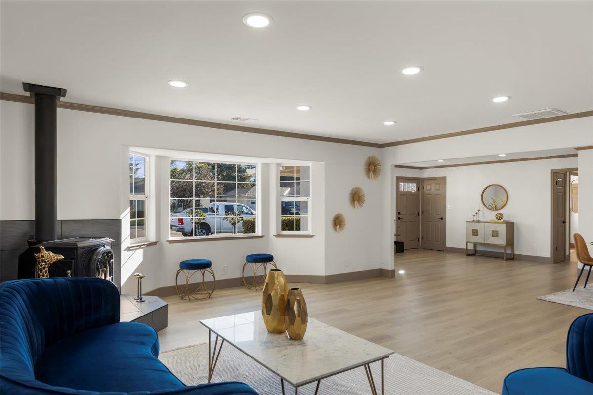 Detail Gallery Image 6 of 29 For 381 Fenley Ave, San Jose,  CA 95117 - 3 Beds | 2 Baths