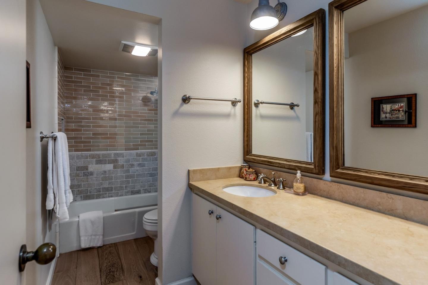 Detail Gallery Image 23 of 29 For 5 Sandstone St, Portola Valley,  CA 94028 - 3 Beds | 2/1 Baths