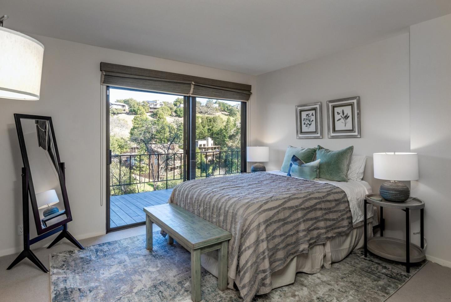 Detail Gallery Image 24 of 29 For 5 Sandstone St, Portola Valley,  CA 94028 - 3 Beds | 2/1 Baths