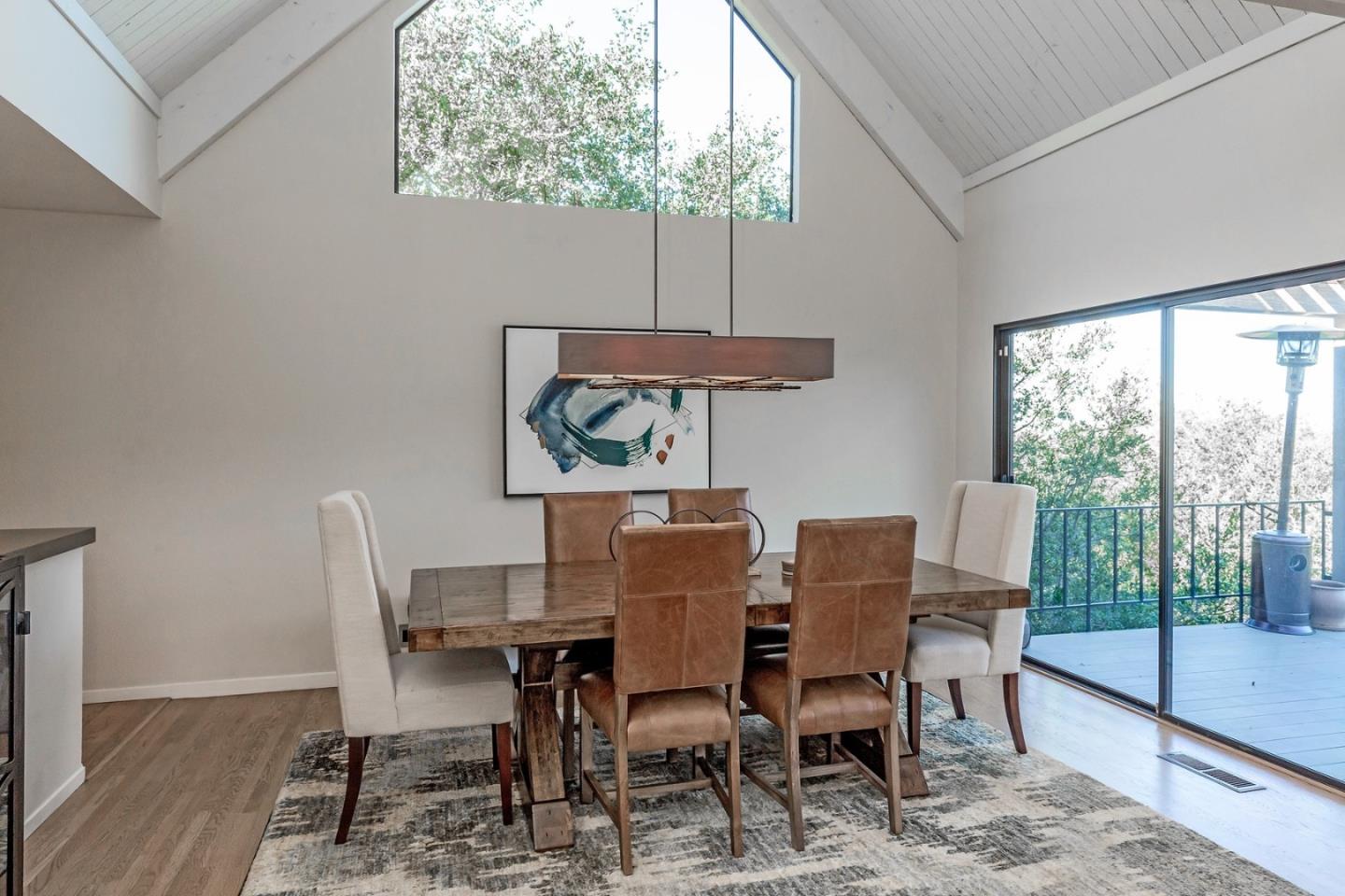 Detail Gallery Image 7 of 29 For 5 Sandstone St, Portola Valley,  CA 94028 - 3 Beds | 2/1 Baths